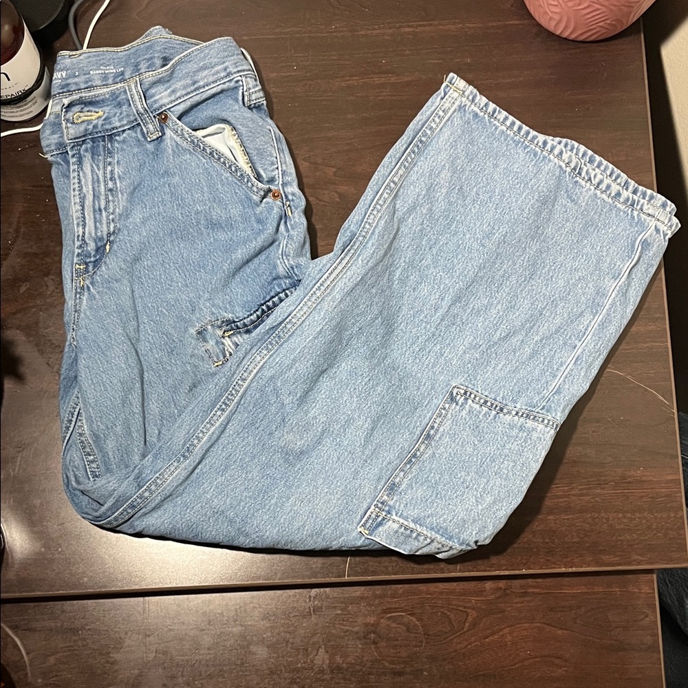 Old Navy | Size 2 Mid-Rise Baggy Wide-Leg Cargo Jeans